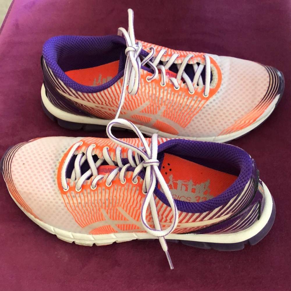 ASICS 33 Fluid Axis Size 7